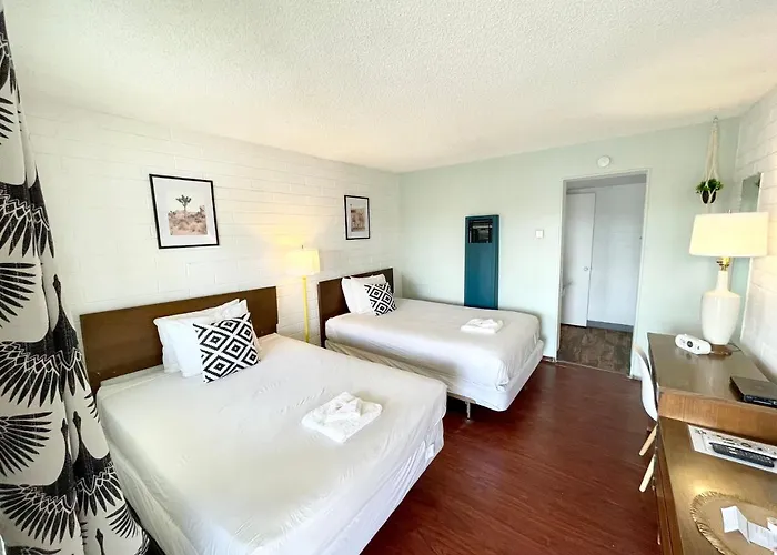 Motel The Postcard 2*